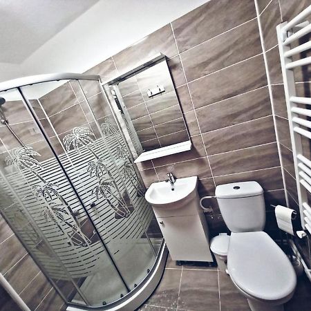 Camere In Regim Hotelier Braşov Eksteriør bilde