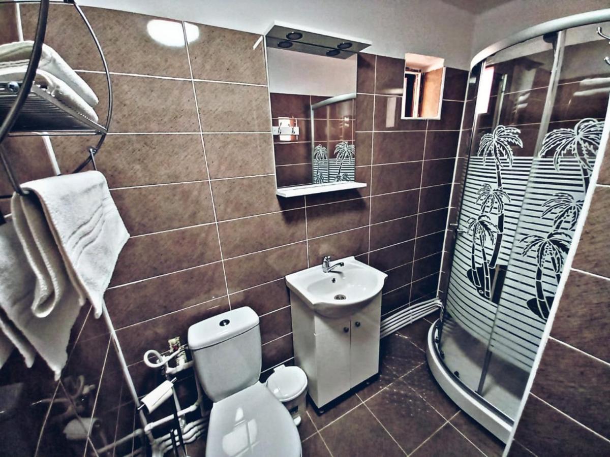 Camere In Regim Hotelier Braşov Eksteriør bilde