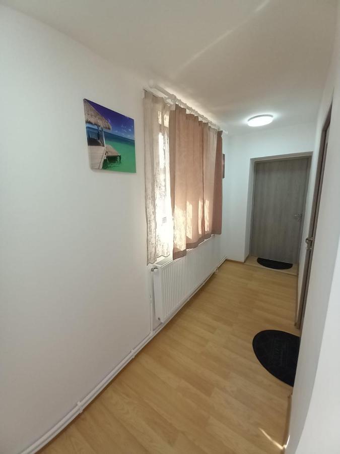 Camere In Regim Hotelier Braşov Eksteriør bilde